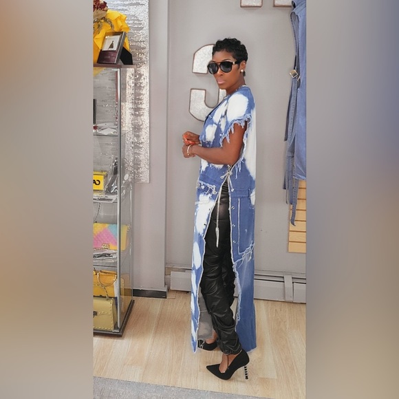 Denim acid wash maxi vest with chain detail - Picture 5 of 5